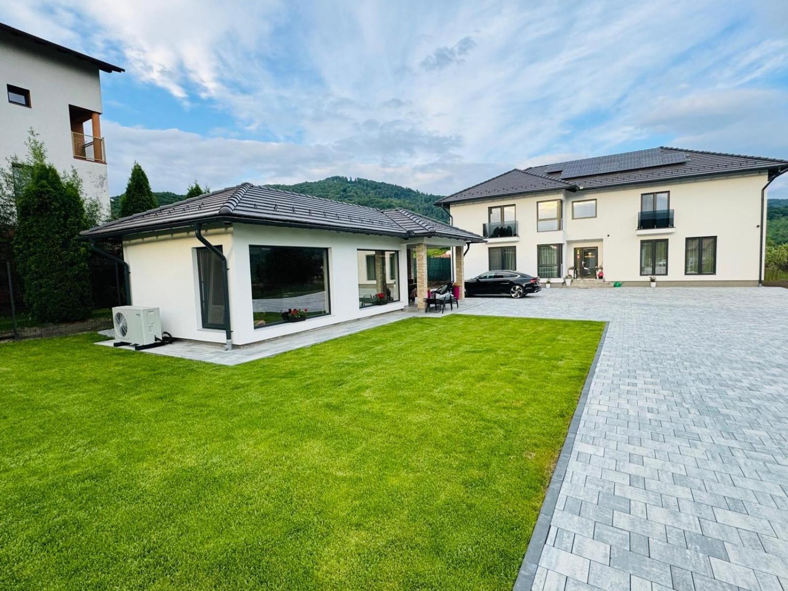 Vila Diamond Lux&Spa Szováta Kültér fotó