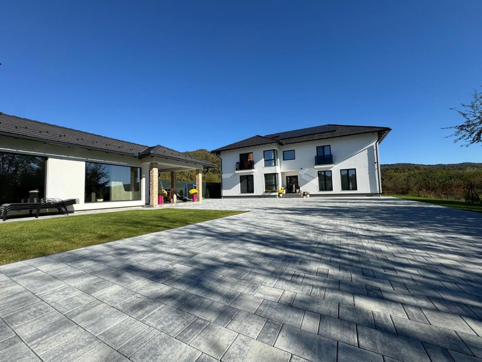 Vila Diamond Lux&Spa Szováta Kültér fotó